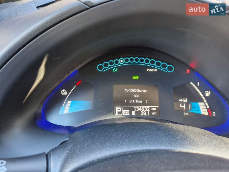 Хэтчбек Nissan Leaf 2014 в Виннице фото Хэтчбек Nissan Leaf 2014 в Виннице