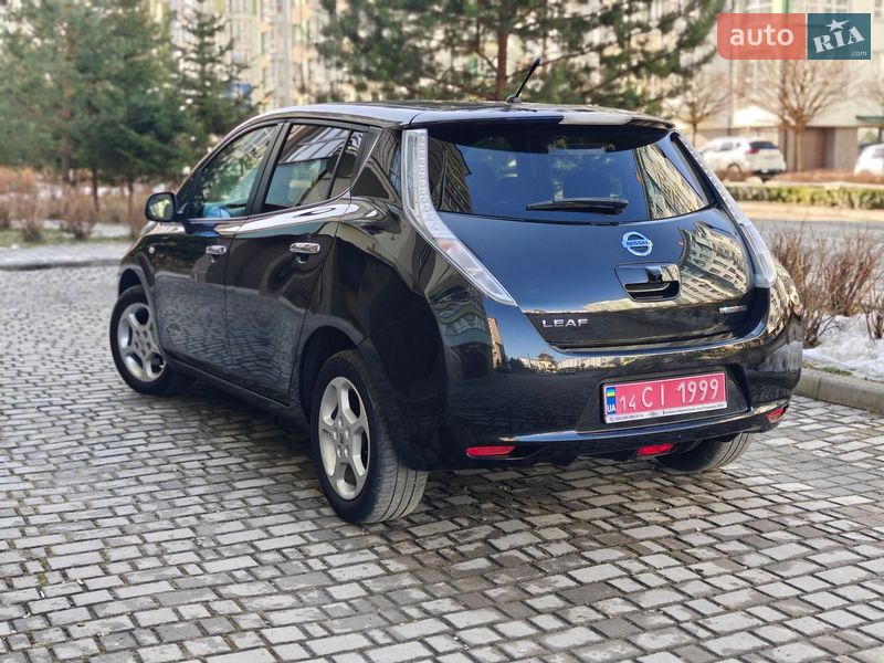 Хэтчбек Nissan Leaf 2014 в Ивано-Франковске