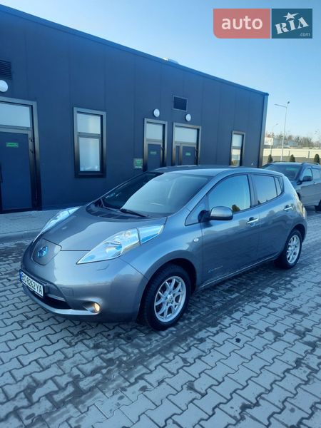 Nissan Leaf 2014