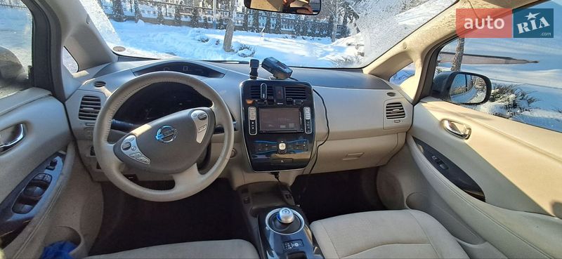 Хэтчбек Nissan Leaf 2012 в Ивано-Франковске фото 12 Хэтчбек Nissan Leaf 2012 в Ивано-Франковске