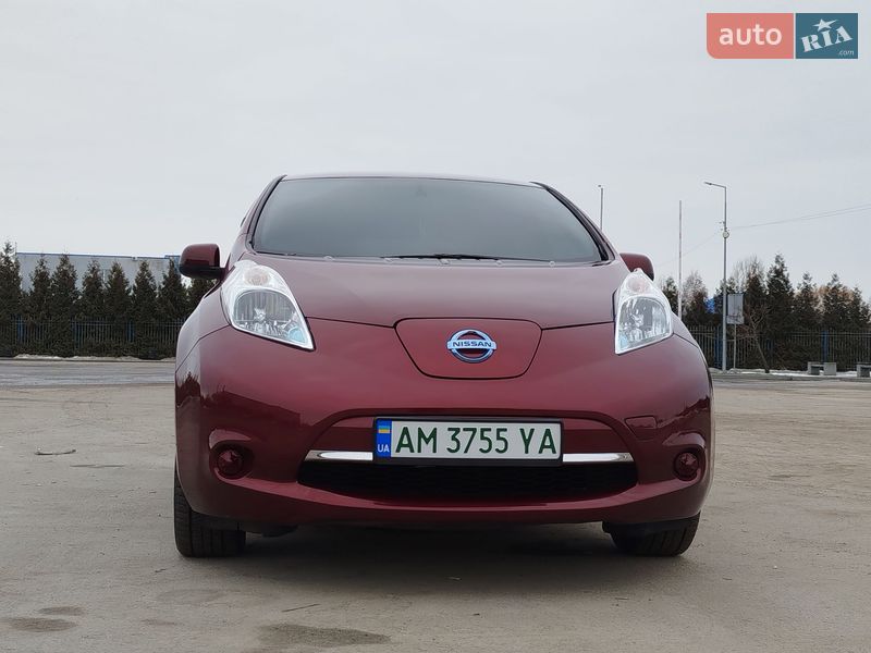 Хетчбек Nissan Leaf 2016 в Житомирі