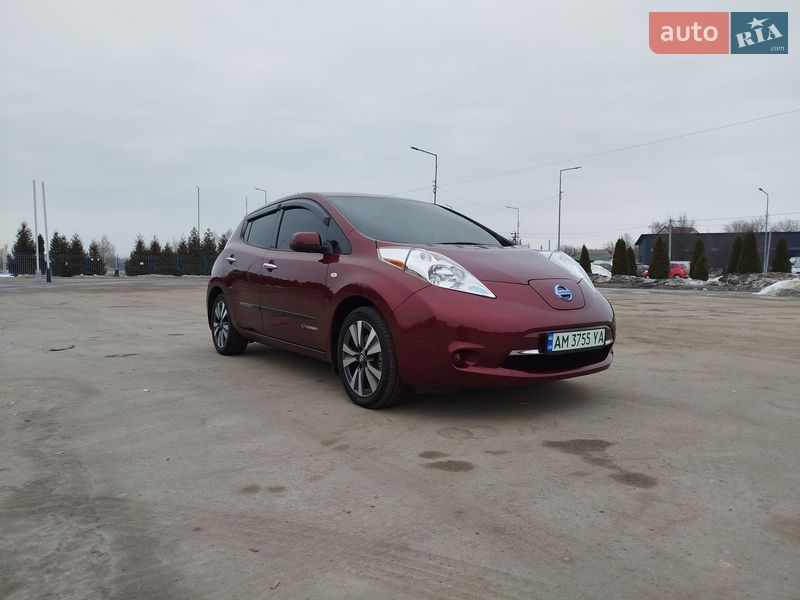 Хетчбек Nissan Leaf 2016 в Житомирі