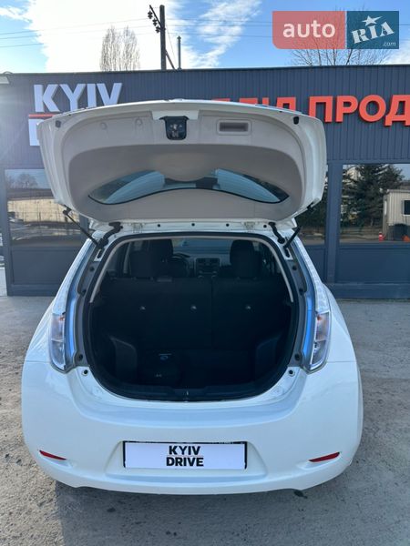Хэтчбек Nissan Leaf 2016 в Киеве