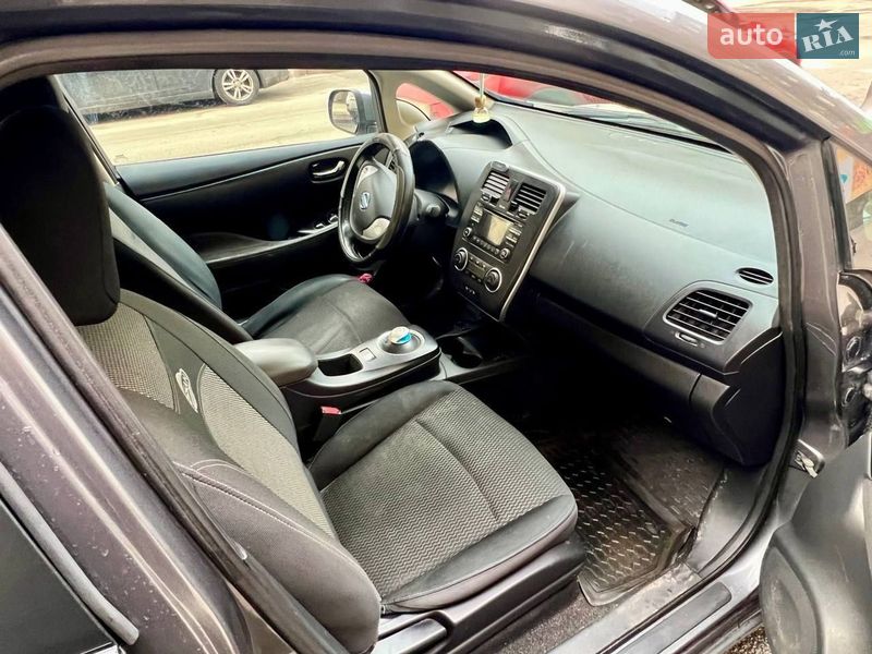 Хетчбек Nissan Leaf 2014 в Києві