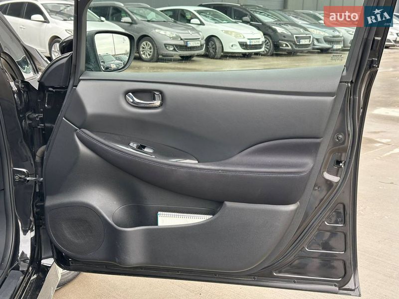 Хетчбек Nissan Leaf 2018 в Львові