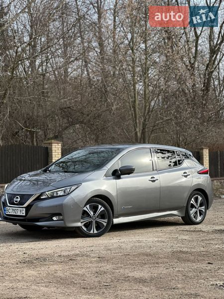 Хетчбек Nissan Leaf 2018 в Львові