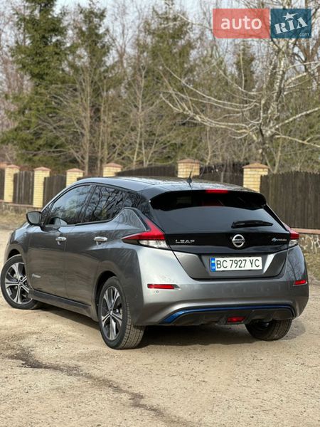 Хетчбек Nissan Leaf 2018 в Львові
