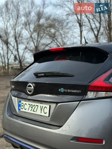 Хетчбек Nissan Leaf 2018 в Львові