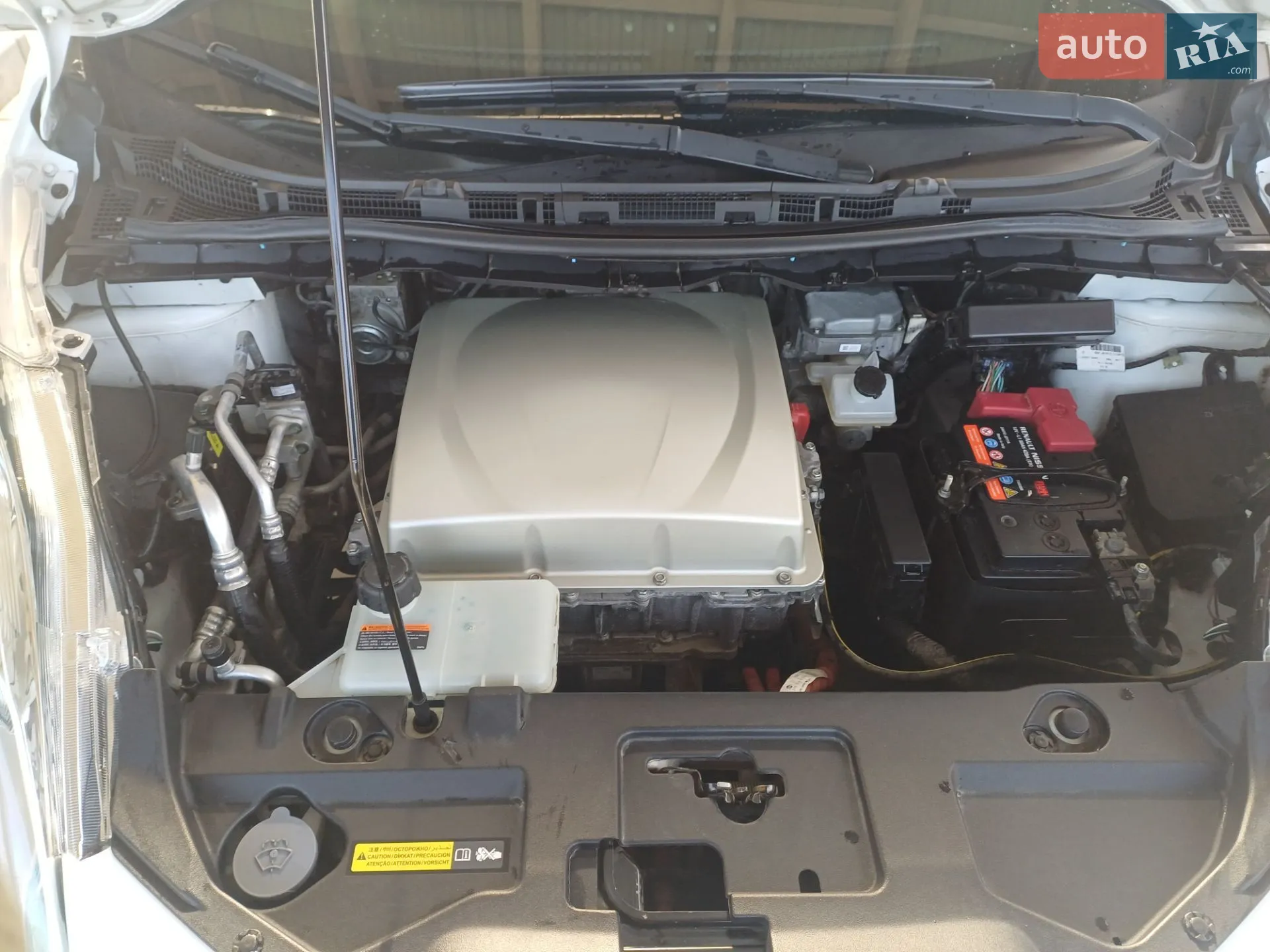 2016 Nissan Leaf - мініатюра 8