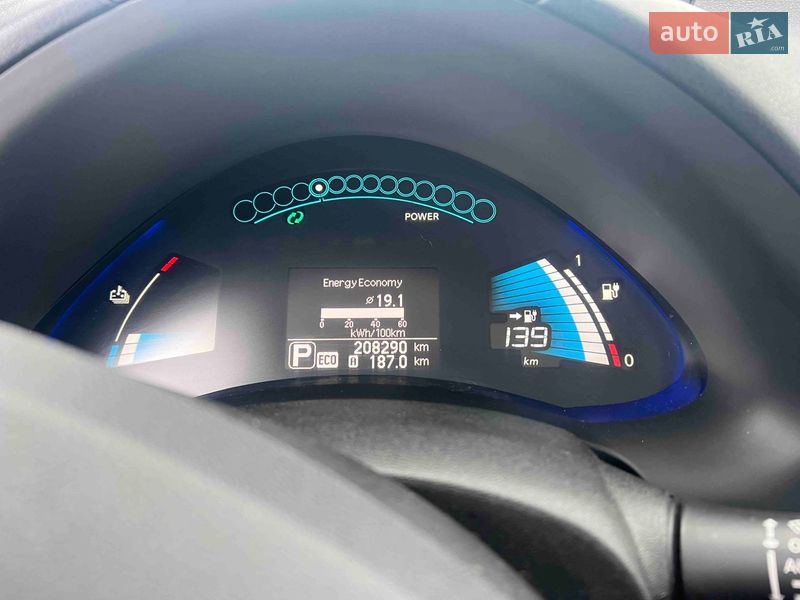 Хэтчбек Nissan Leaf 2014 в Луцке