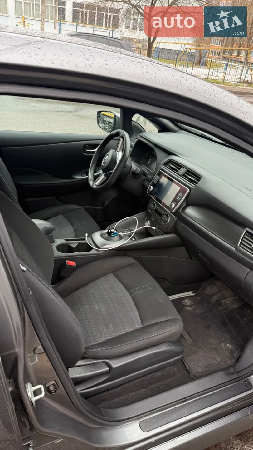 2022 Nissan Leaf - мініатюра 15