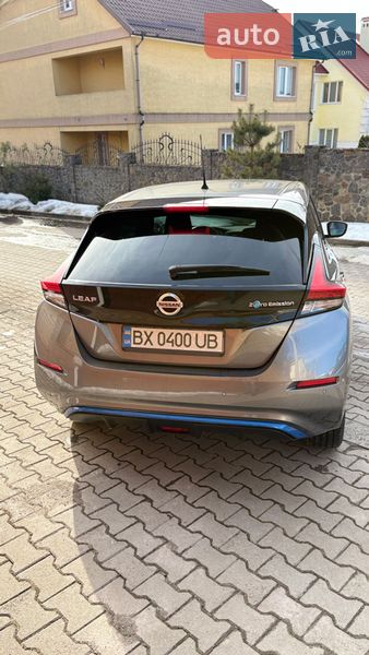 Хэтчбек Nissan Leaf 2019 в Хмельницком