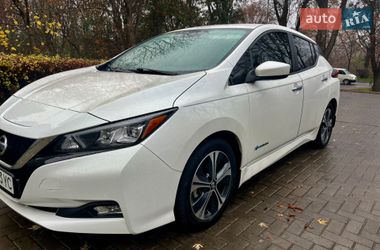 Хэтчбек Nissan Leaf 2019 в Львове