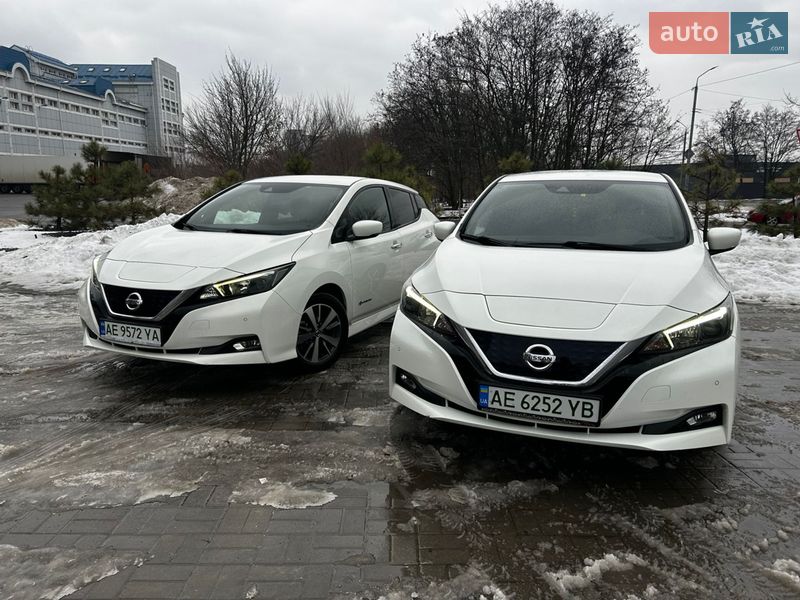 Хэтчбек Nissan Leaf 2018 в Днепре
