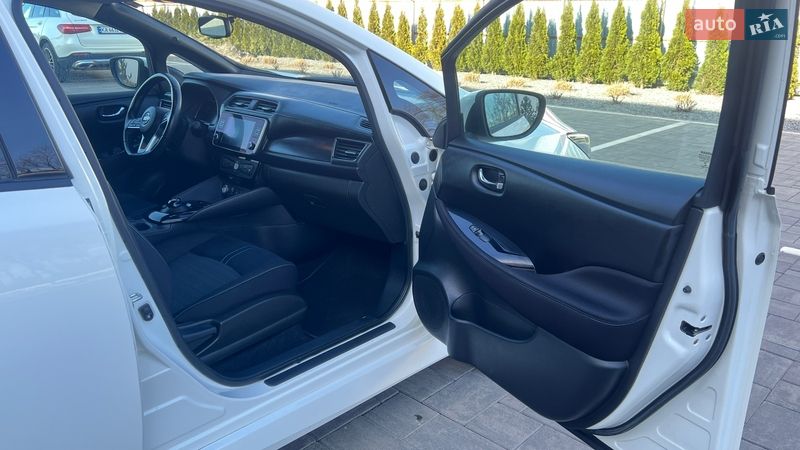 Хетчбек Nissan Leaf 2019 в Луцьку
