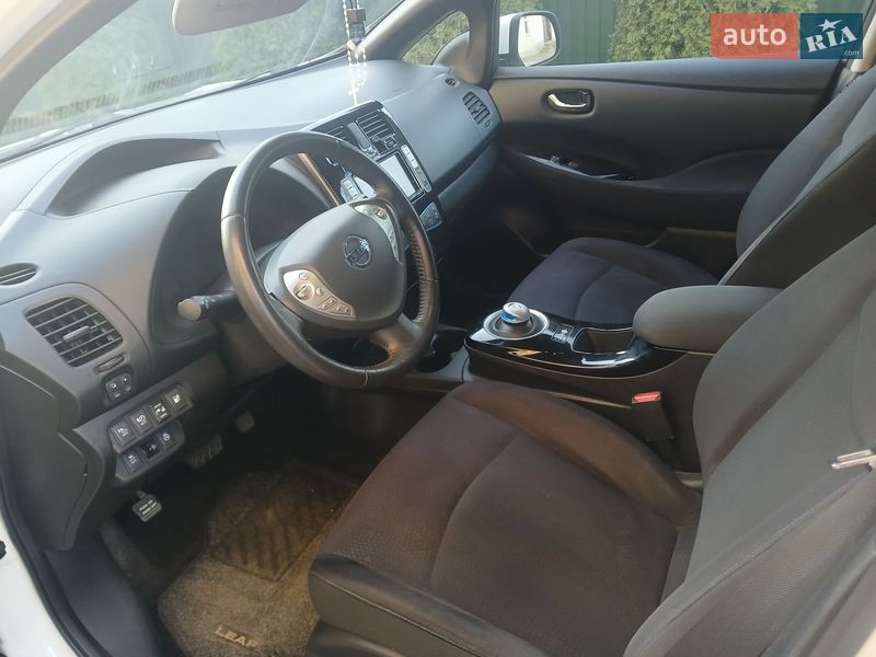 Хетчбек Nissan Leaf 2017 в Стрию