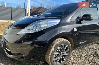 Хетчбек Nissan Leaf 2012 в Луцьку