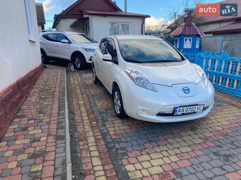 Хэтчбек Nissan Leaf 2016 в Тернополе