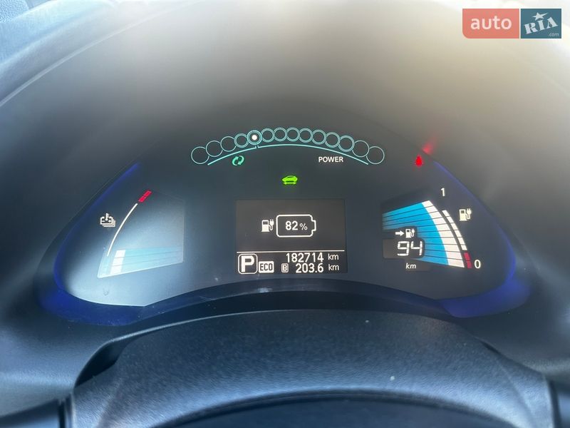 Хетчбек Nissan Leaf 2016 в Луцьку