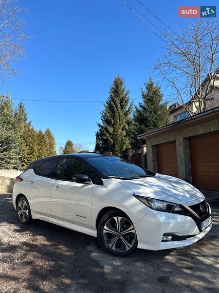 Хетчбек Nissan Leaf 2018 в Львові