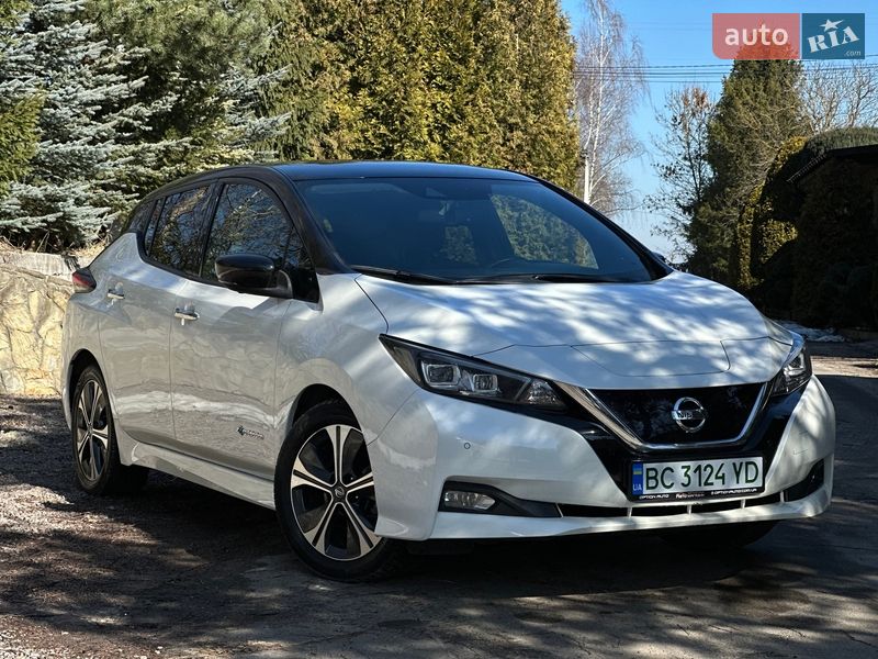 Хетчбек Nissan Leaf 2018 в Львові