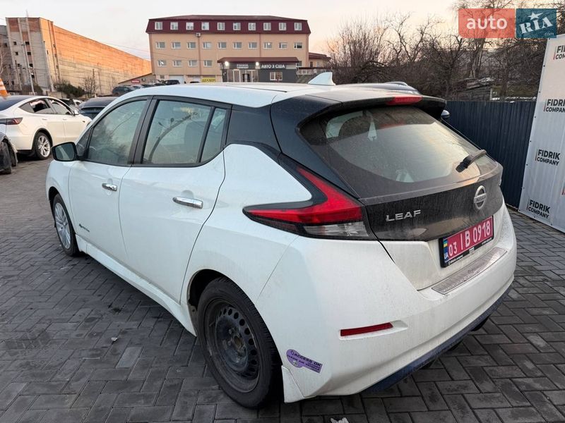 Хетчбек Nissan Leaf 2018 в Луцьку