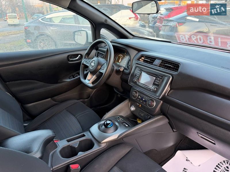 Хетчбек Nissan Leaf 2018 в Луцьку
