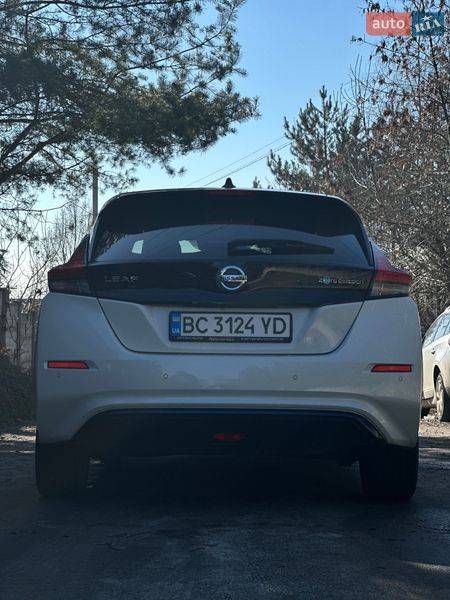Хетчбек Nissan Leaf 2018 в Львові