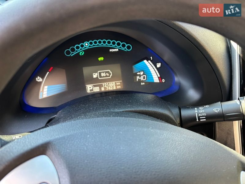 Хетчбек Nissan Leaf 2016 в Бережанах