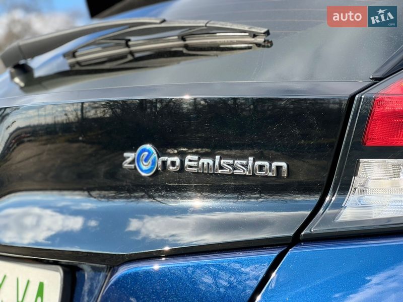 Хэтчбек Nissan Leaf 2020 в Кропивницком