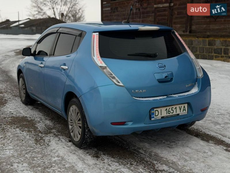 Хэтчбек Nissan Leaf 2014 в Любаре