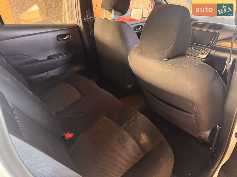 Хэтчбек Nissan Leaf 2018 в Ровно