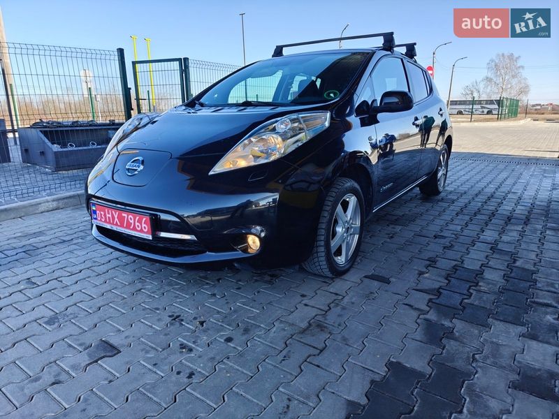 Хетчбек Nissan Leaf 2014 в Івано-Франківську