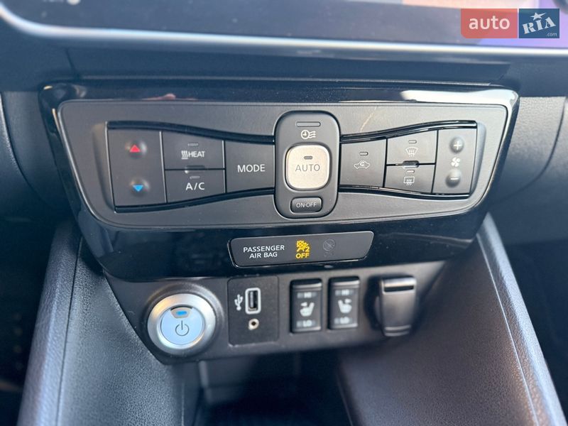 Хэтчбек Nissan Leaf 2020 в Львове