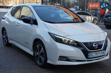 Хэтчбек Nissan Leaf 2018 в Львове