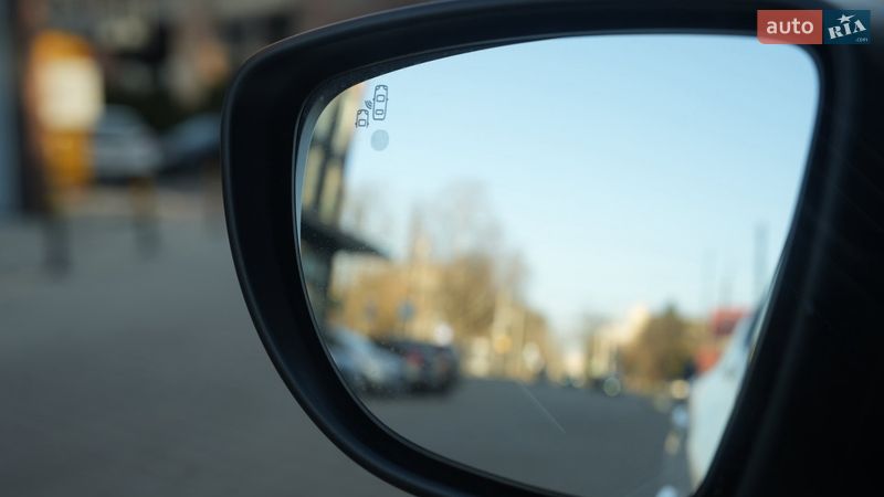 Хэтчбек Nissan Leaf 2018 в Львове