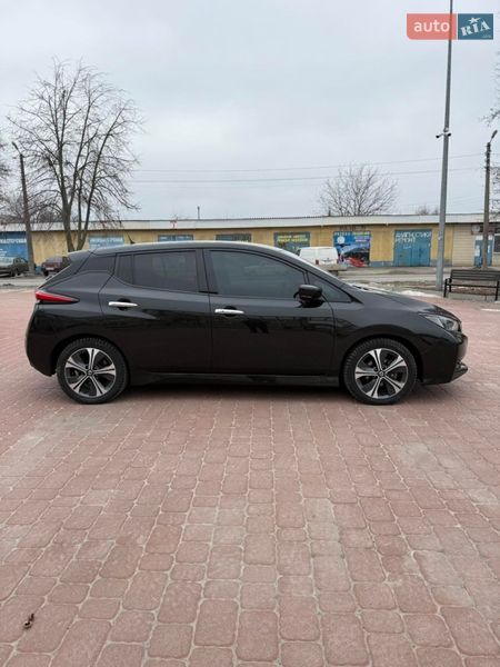 Хэтчбек Nissan Leaf 2018 в Полтаве
