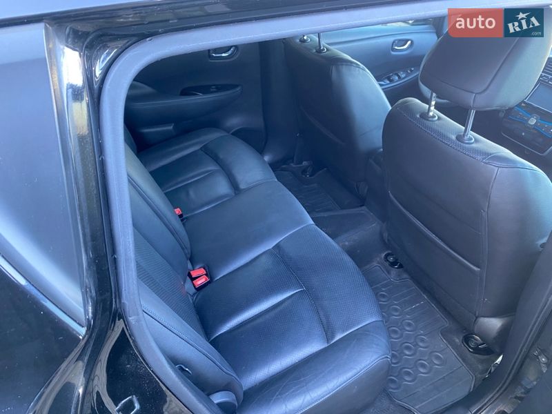 Хетчбек Nissan Leaf 2014 в Чернівцях