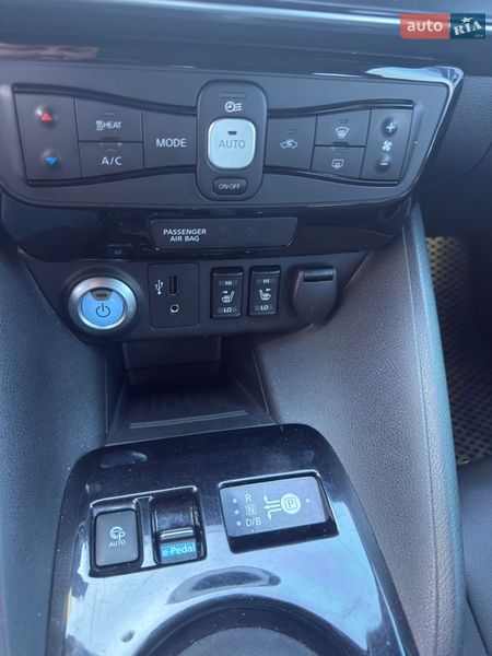 Хетчбек Nissan Leaf 2018 в Одесі