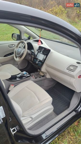 Хэтчбек Nissan Leaf 2014 в Житомире