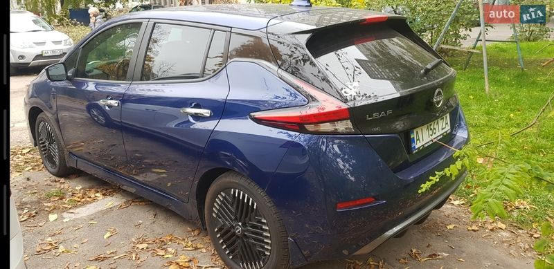 Хетчбек Nissan Leaf 2022 в Києві фото 6 Хетчбек Nissan Leaf 2022 в Києві