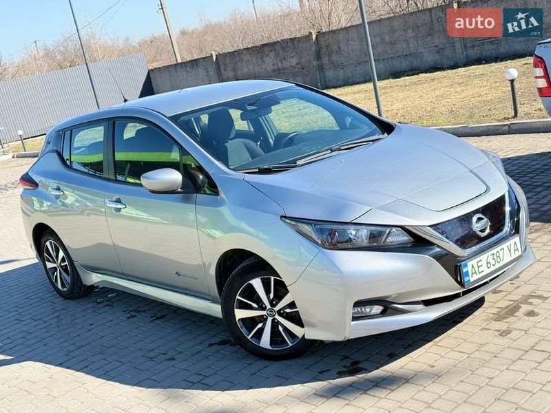 Хетчбек Nissan Leaf 2018 в Дніпрі фото 15 Хетчбек Nissan Leaf 2018 в Дніпрі