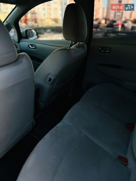 Хетчбек Nissan Leaf 2012 в Києві