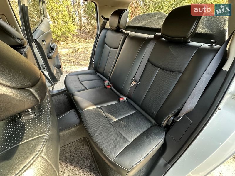 Хэтчбек Nissan Leaf 2013 в Ровно