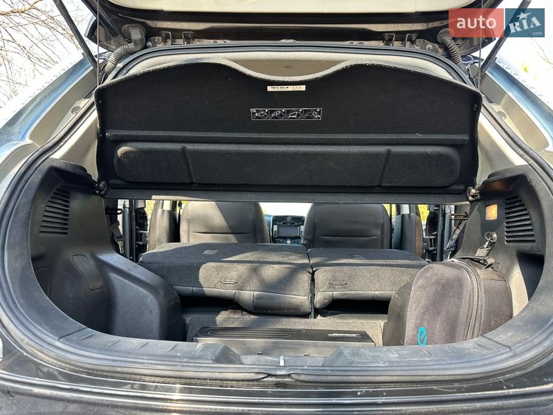 Хэтчбек Nissan Leaf 2014 в Ровно