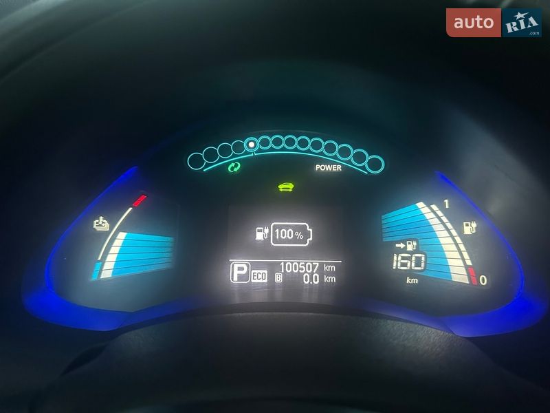 Хэтчбек Nissan Leaf 2014 в Ровно