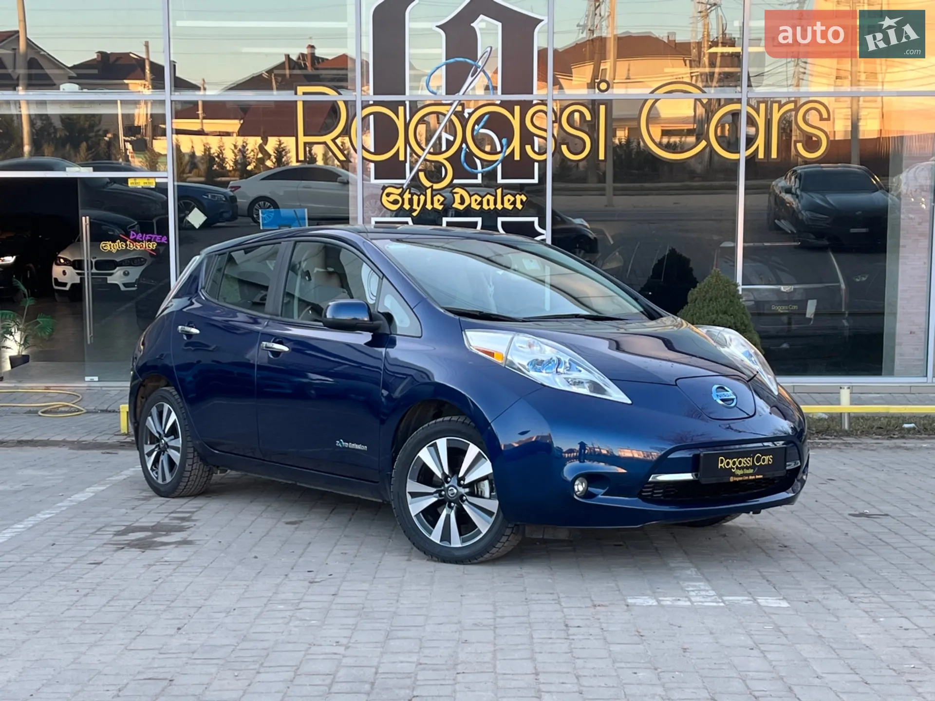 2016 Nissan Leaf - фото 1
