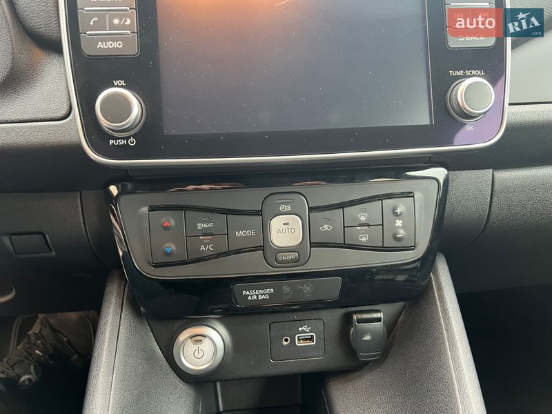 Хетчбек Nissan Leaf 2023 в Ковелі