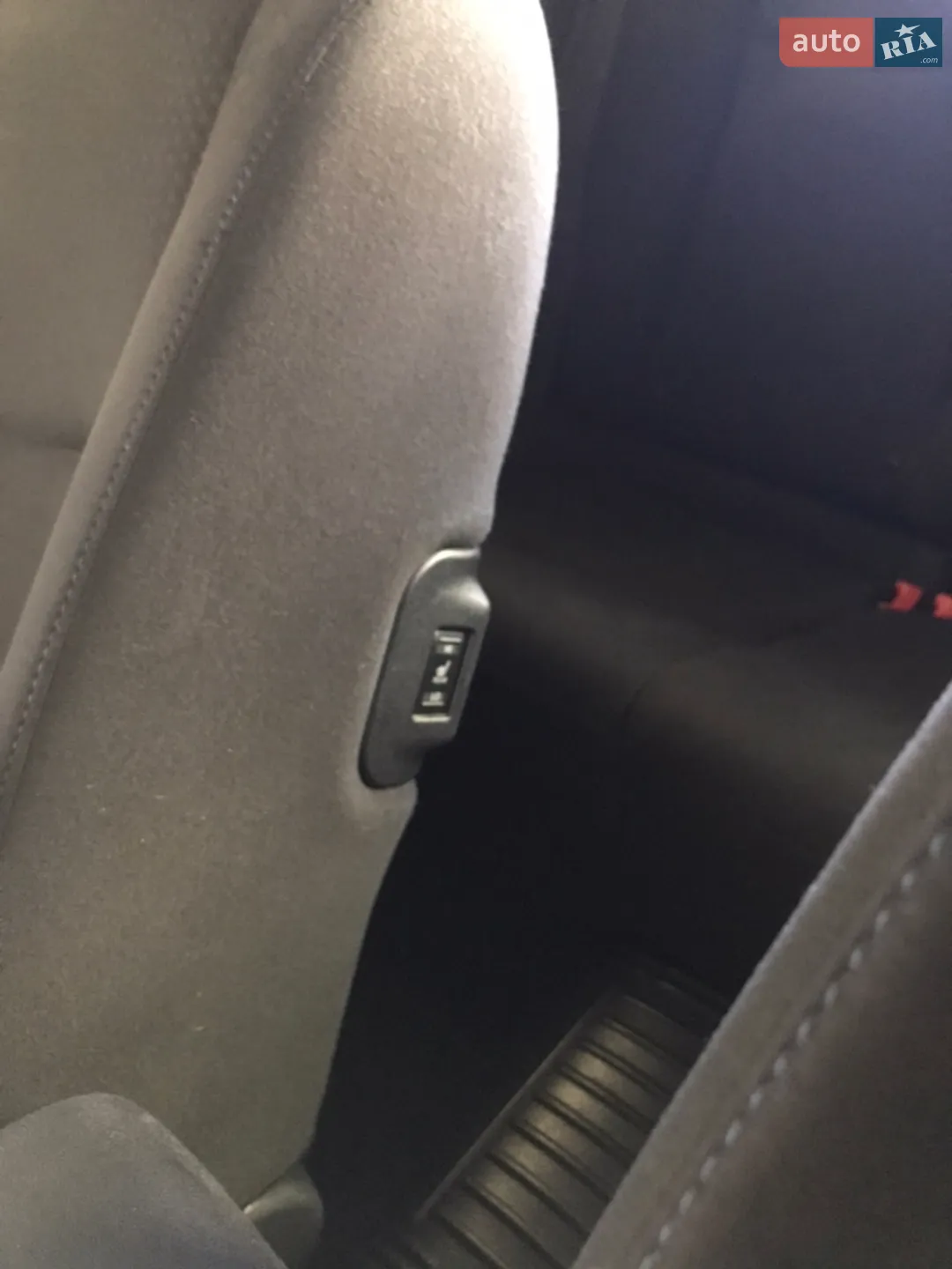 2013 Nissan Leaf - мініатюра 37