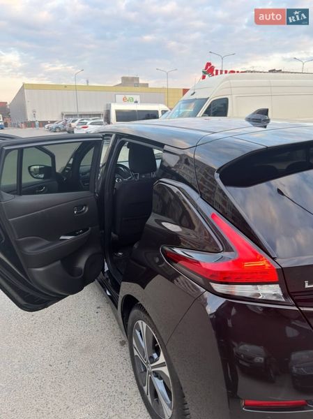 Хэтчбек Nissan Leaf 2021 в Львове
